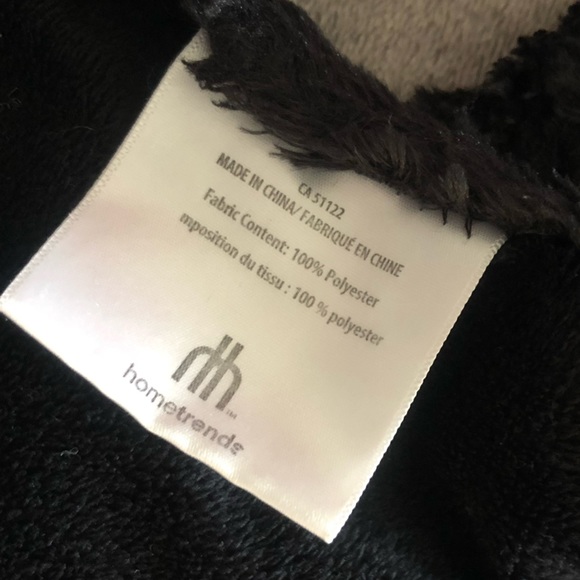 Hometrends black chevron lush throw blanket - Picture 7 of 7